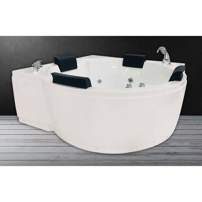 Maxfato Azzure Corner Jacuzzi 1650 x 1650 x 600mm