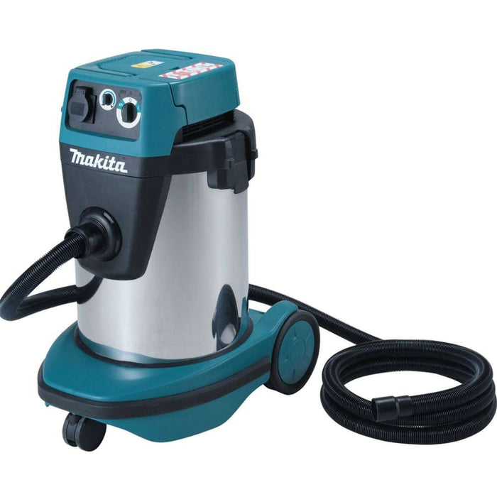 Makita Wet & Dry Vacuum Cleaner 32L